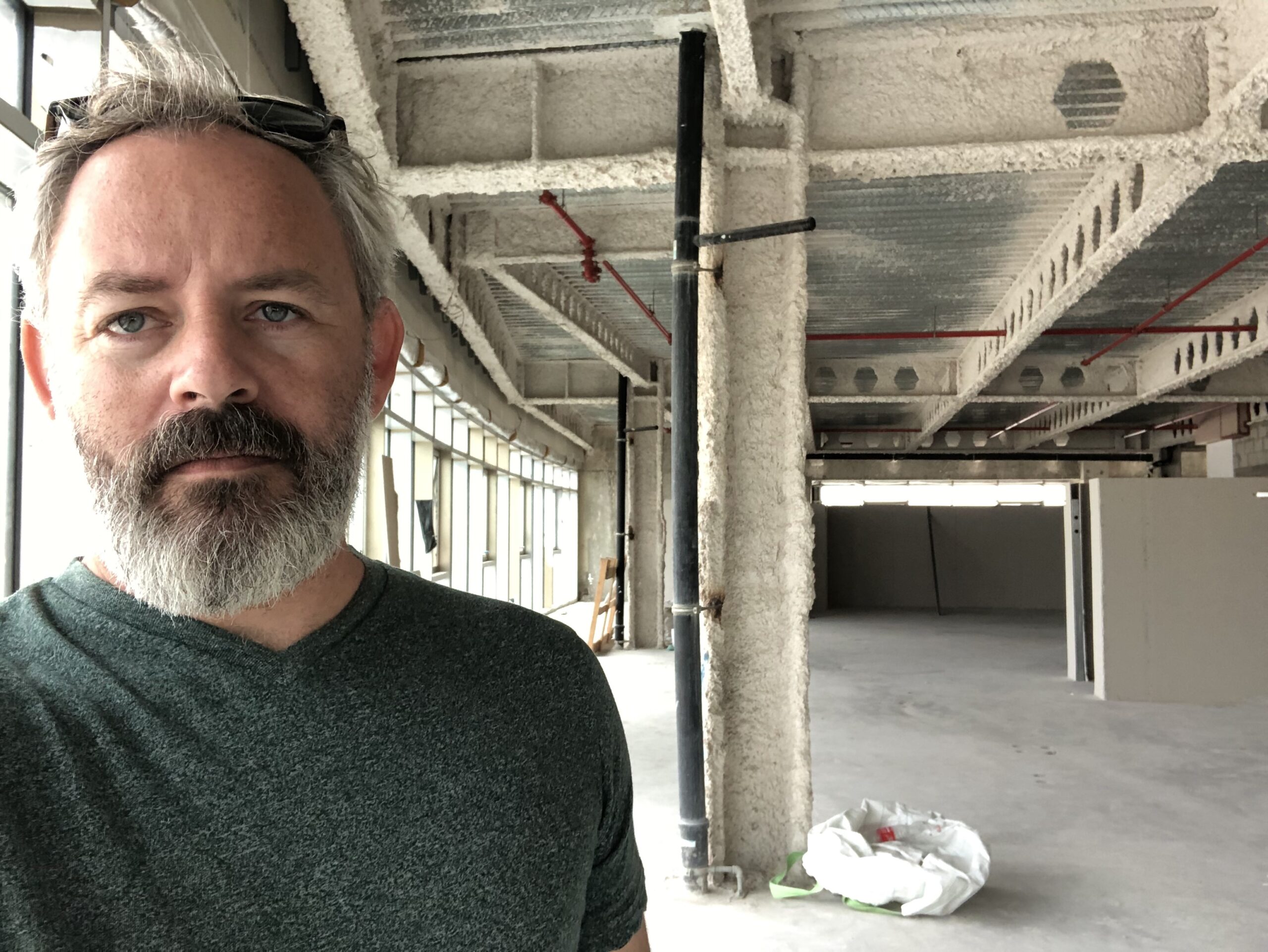 עופר באב״ד ענת ועופר באב״ד מפקח בניה פיקוח בניה בניה בצפון